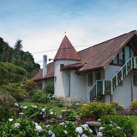 Hotel Chalet Tirol เอเรเดีย ภายนอก รูปภาพ
